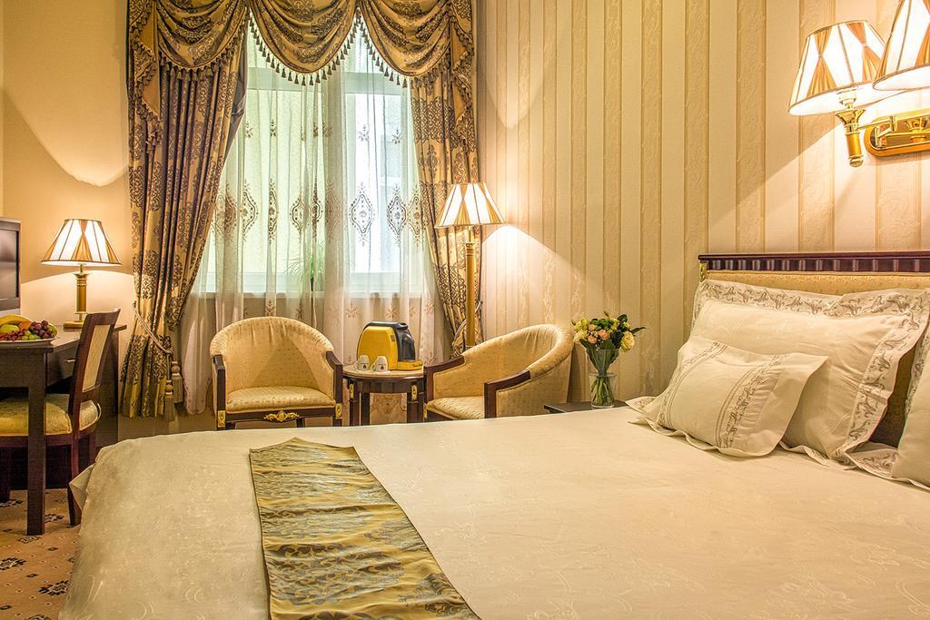 Palace Hotel Polom Жилина Екстериор снимка