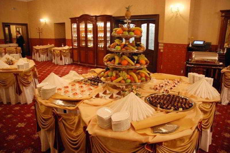 Palace Hotel Polom Жилина Ресторант снимка