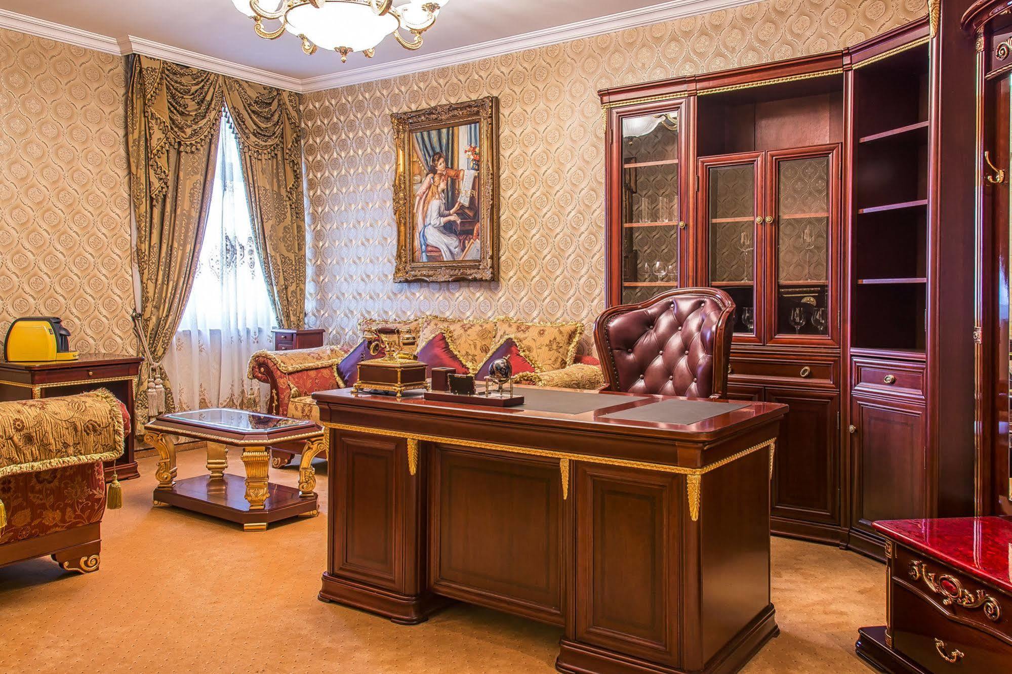 Palace Hotel Polom Жилина Екстериор снимка