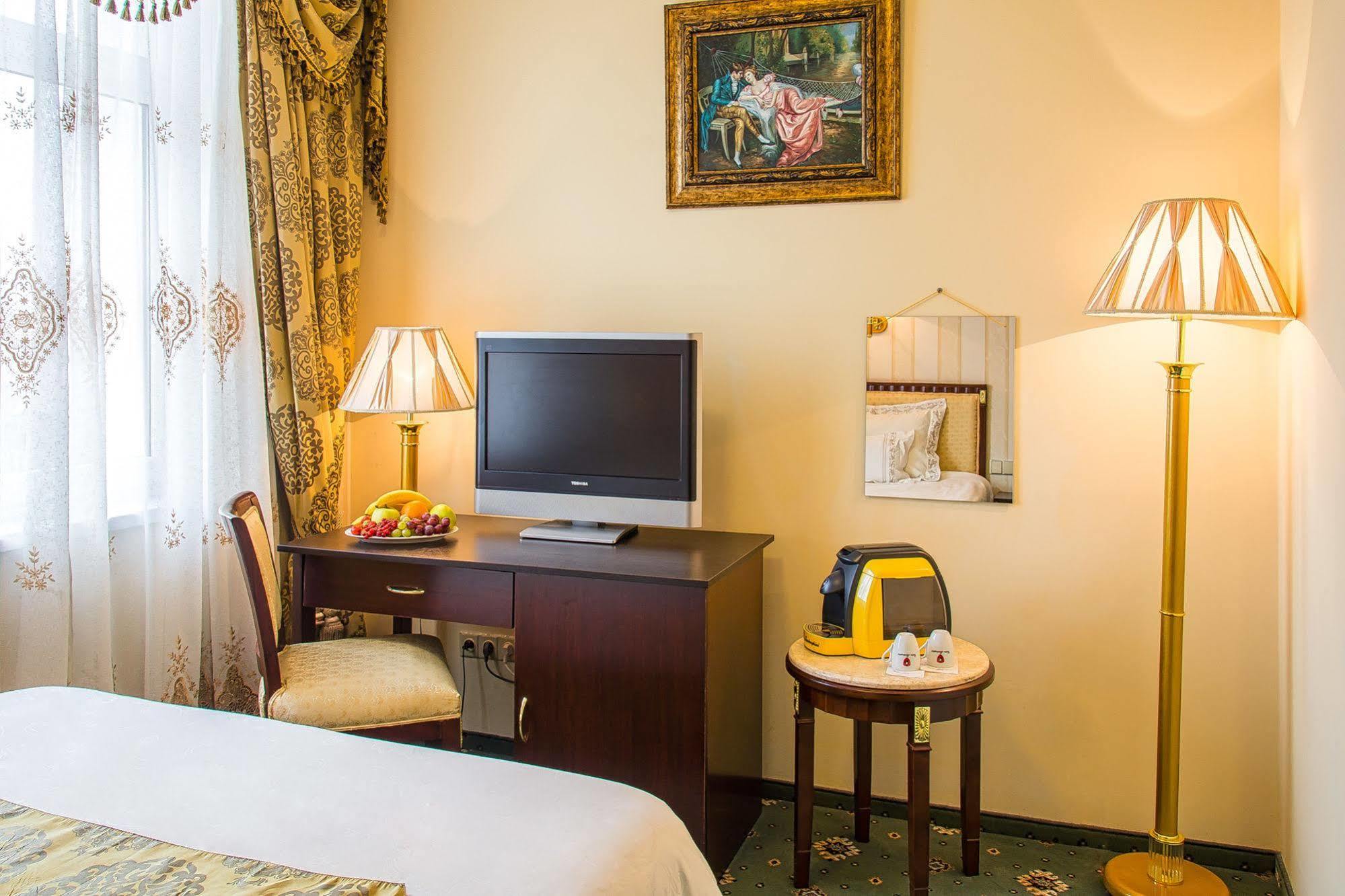 Palace Hotel Polom Жилина Екстериор снимка