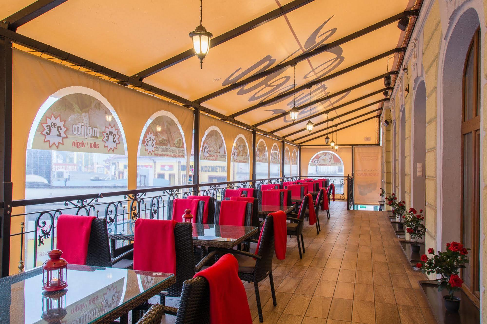 Palace Hotel Polom Жилина Екстериор снимка