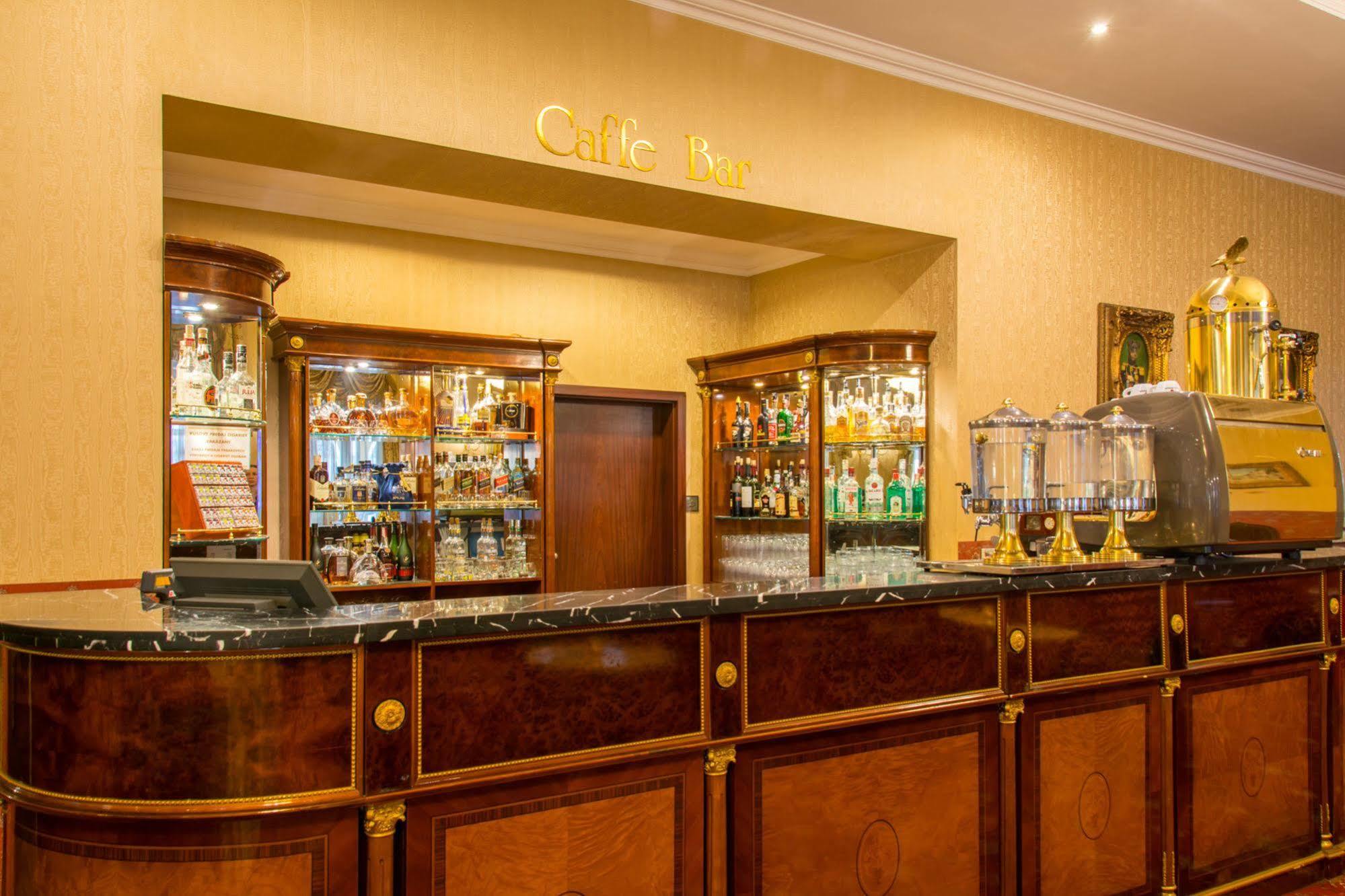 Palace Hotel Polom Жилина Екстериор снимка