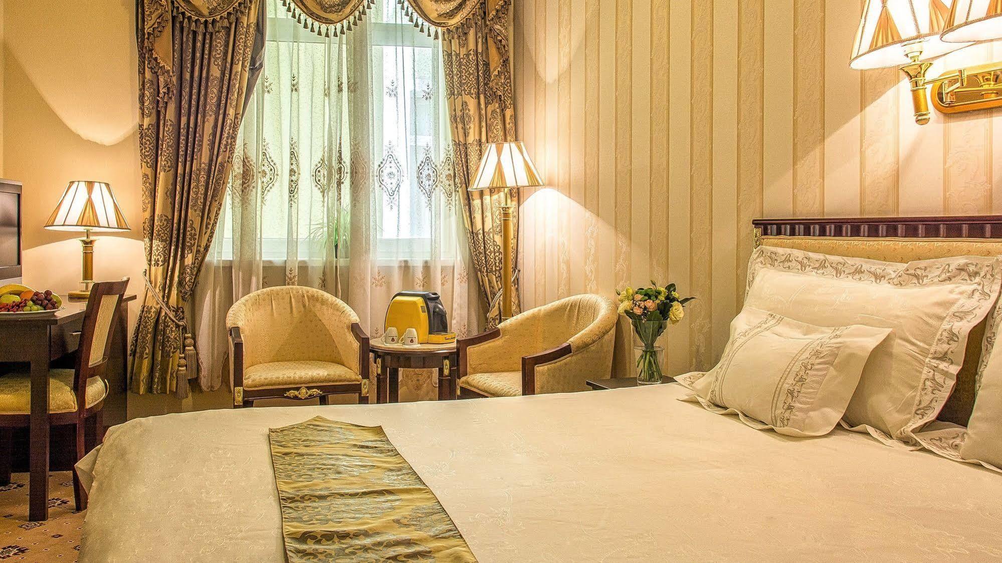 Palace Hotel Polom Жилина Екстериор снимка