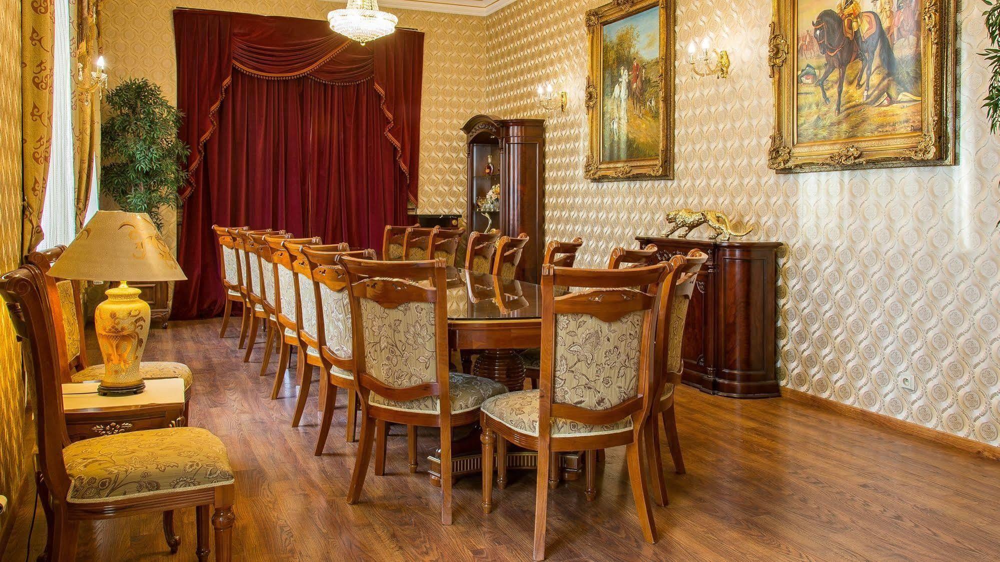 Palace Hotel Polom Жилина Екстериор снимка
